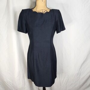 USA Vtg Lois Snyder DANI MAX Size 8P Slubbed Scalloped Short Sleeve Sheath Dress